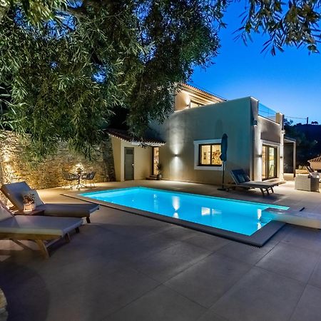 Villa Antigone Luxury Retreat Скопелос Екстериор снимка