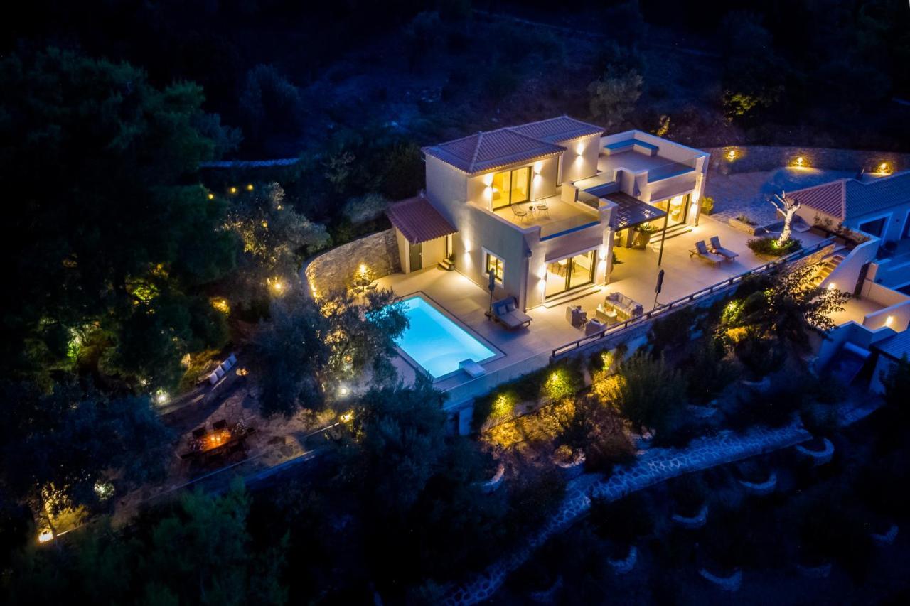 Villa Antigone Luxury Retreat Скопелос Екстериор снимка