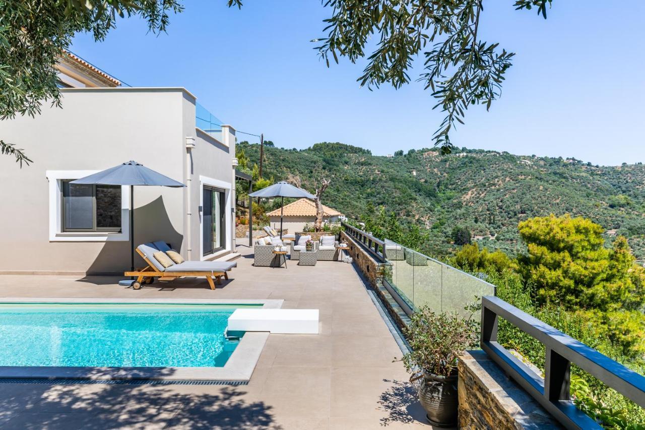 Villa Antigone Luxury Retreat Скопелос Екстериор снимка