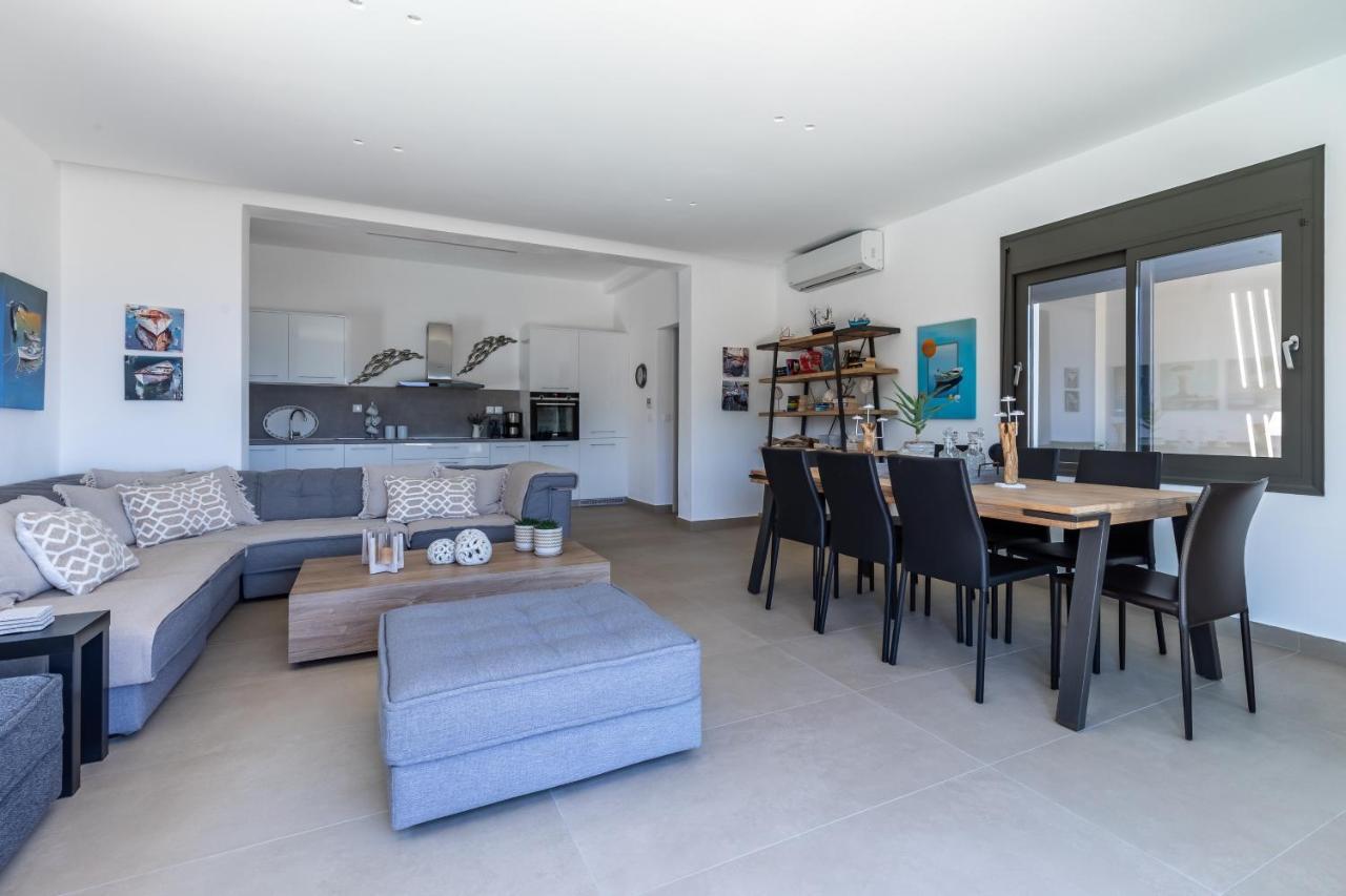Villa Antigone Luxury Retreat Скопелос Екстериор снимка