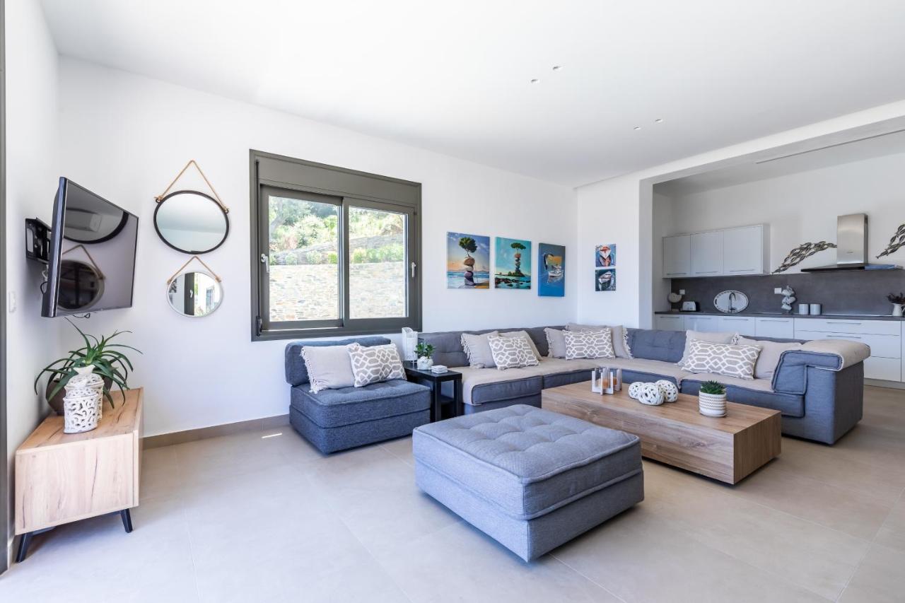 Villa Antigone Luxury Retreat Скопелос Екстериор снимка