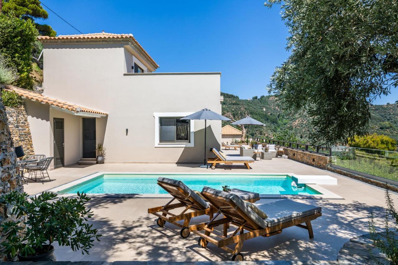 Villa Antigone Luxury Retreat Скопелос Екстериор снимка