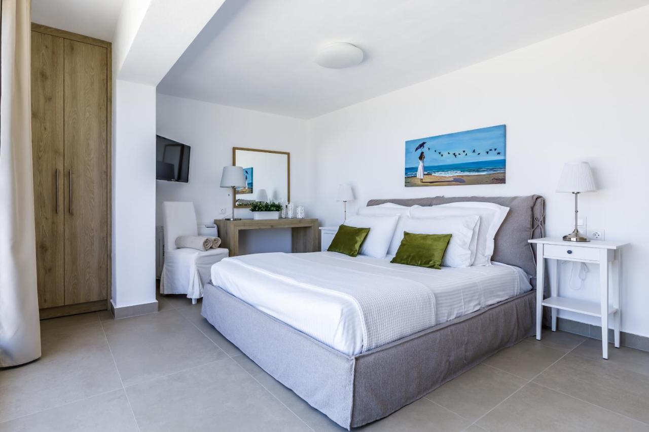 Villa Antigone Luxury Retreat Скопелос Екстериор снимка