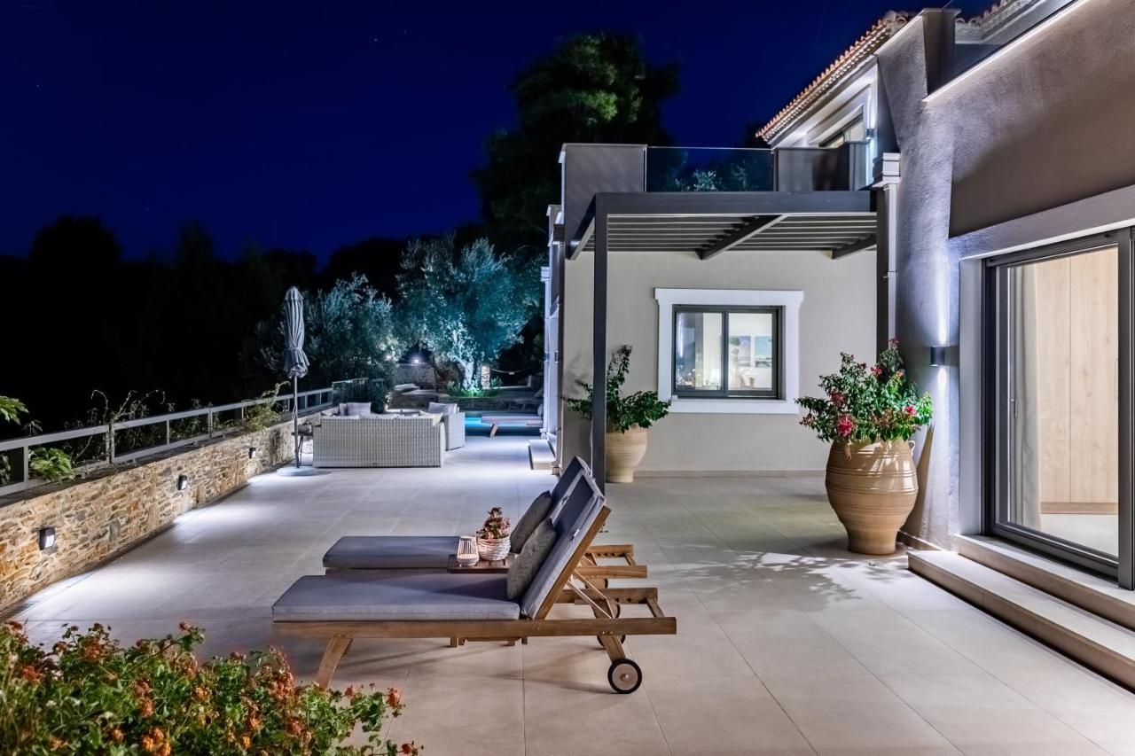 Villa Antigone Luxury Retreat Скопелос Екстериор снимка