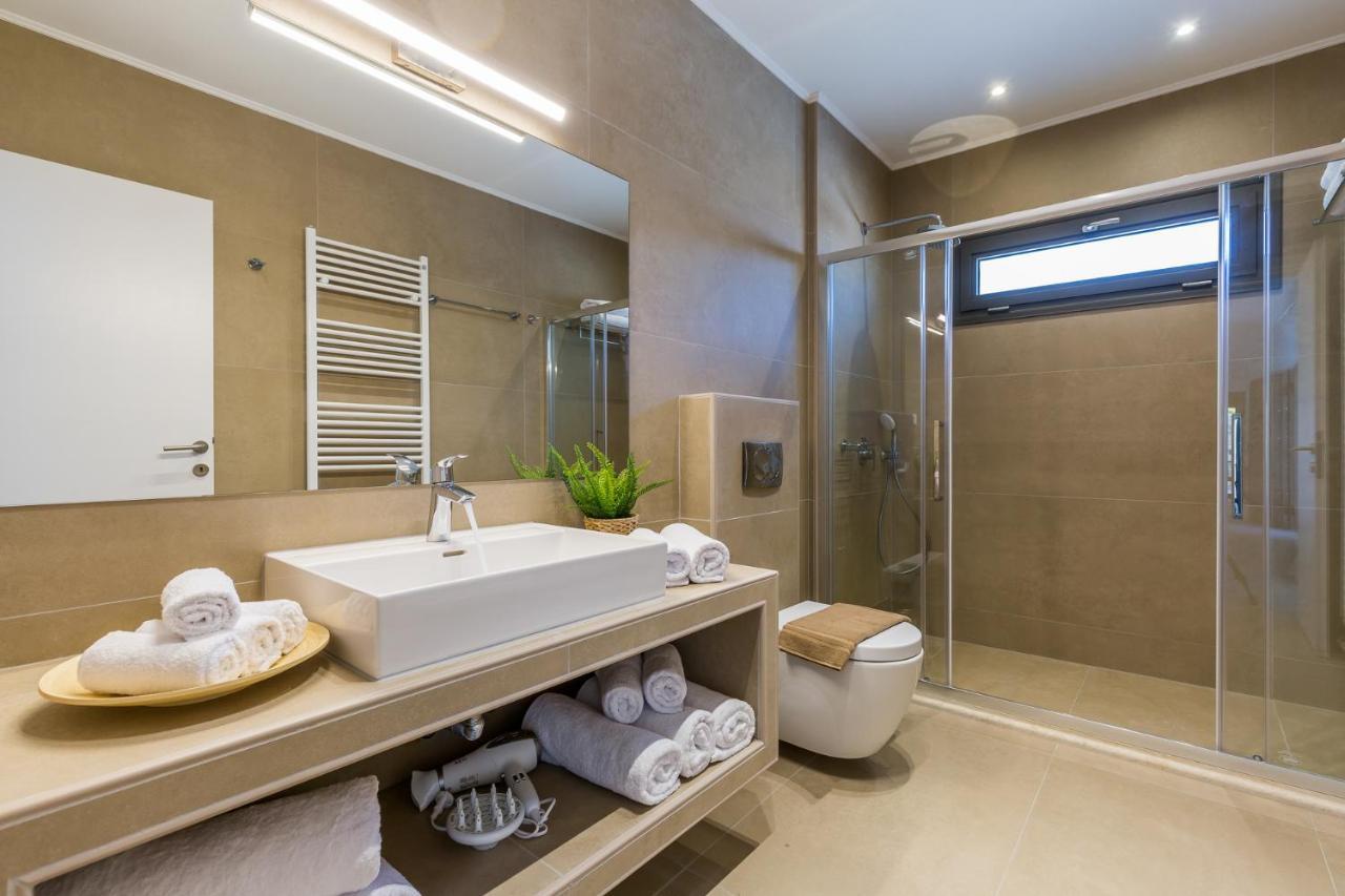 Villa Antigone Luxury Retreat Скопелос Екстериор снимка